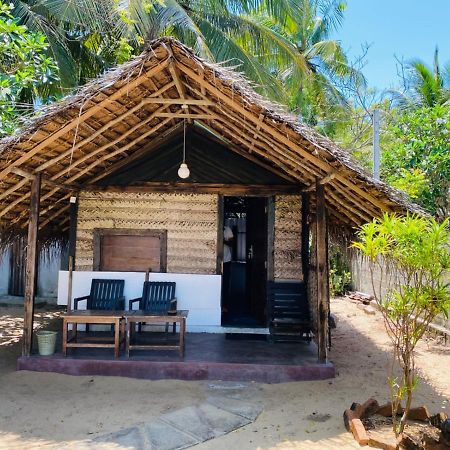 Air Lush Beach Cabanas Arugam Bay Exterior photo